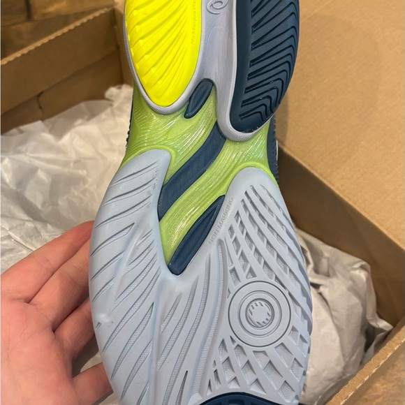 ASICS Men's Blue and White Tennis shoes - Picture 5 of 5